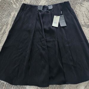 Giorgio Armani size 40 A-Line Black Classic Skirt NWT